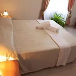Garden Hotel 3*