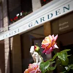 阿西西花园酒店 酒店 3*
