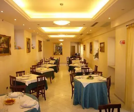 Hotel Garden 3*